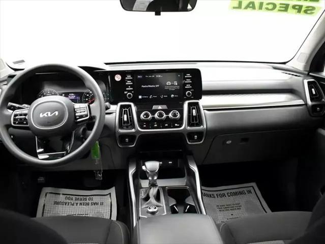 used 2023 Kia Sorento car, priced at $23,234