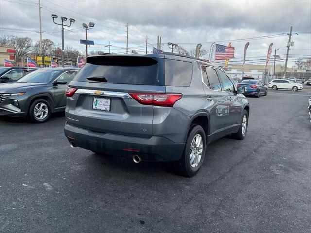 used 2021 Chevrolet Traverse car, priced at $23,777