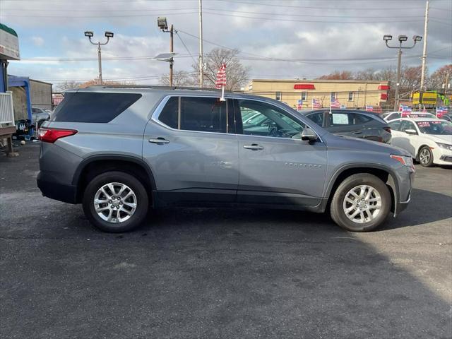 used 2021 Chevrolet Traverse car, priced at $23,777