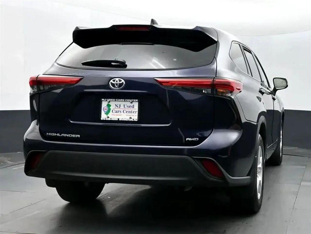 used 2022 Toyota Highlander car, priced at $29,083