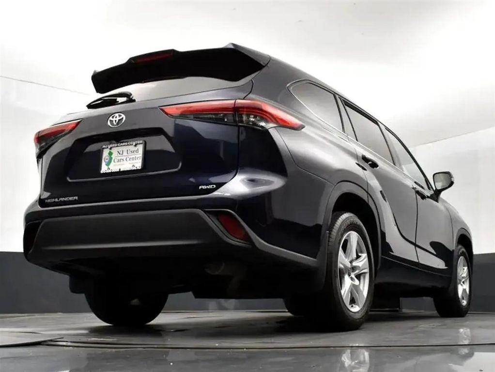 used 2022 Toyota Highlander car, priced at $29,083