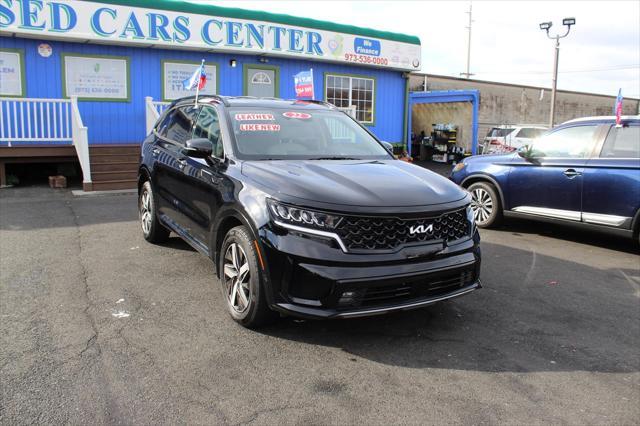 used 2022 Kia Sorento car, priced at $24,554