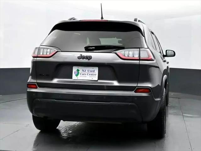 used 2023 Jeep Cherokee car, priced at $20,356