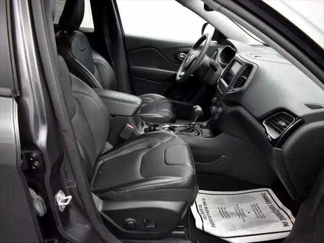 used 2023 Jeep Cherokee car, priced at $20,356