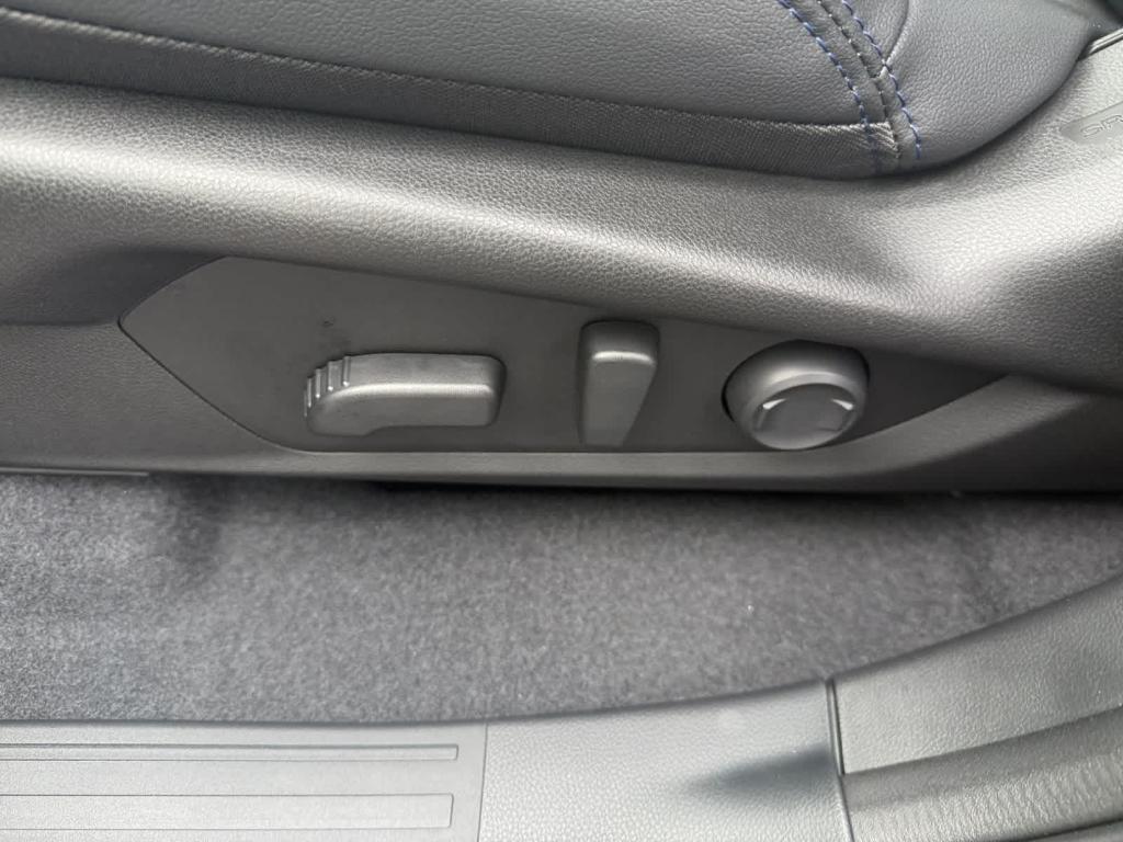 new 2025 Subaru Forester car, priced at $33,541