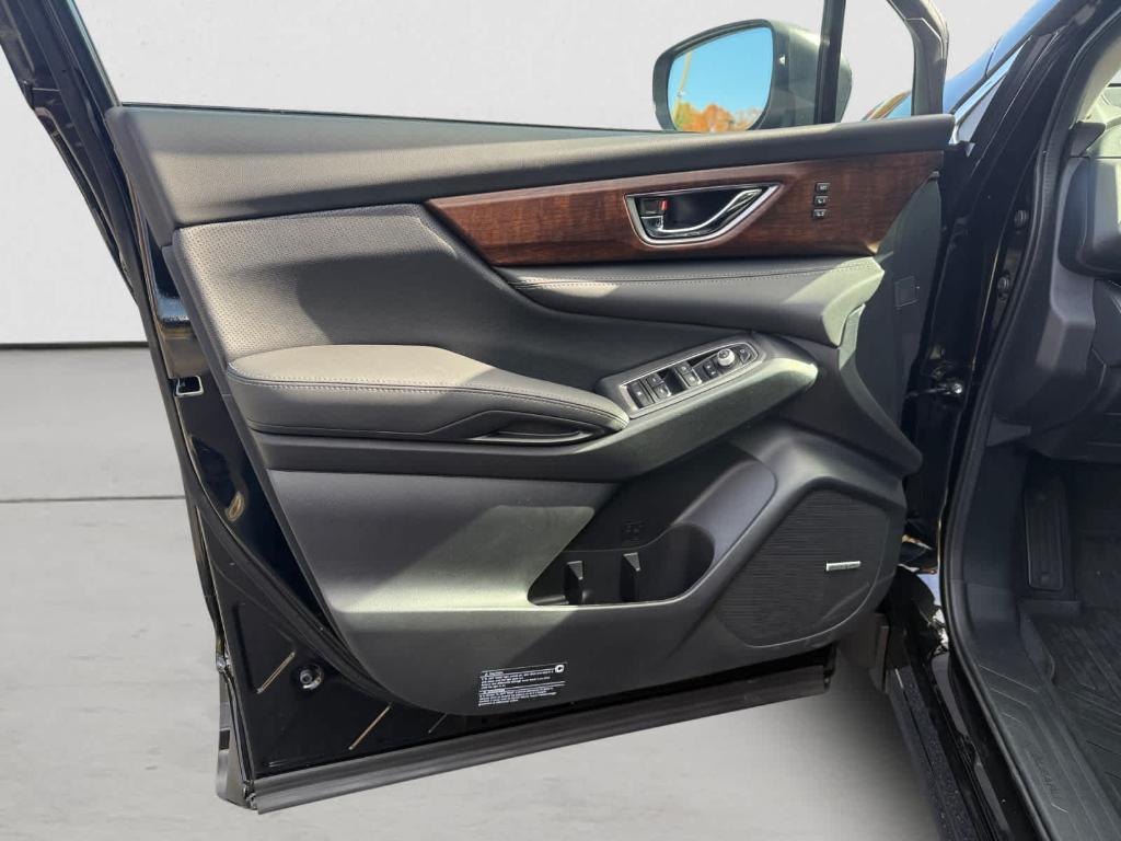 new 2025 Subaru Ascent car, priced at $49,586
