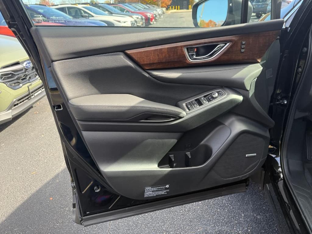 new 2025 Subaru Ascent car, priced at $49,586