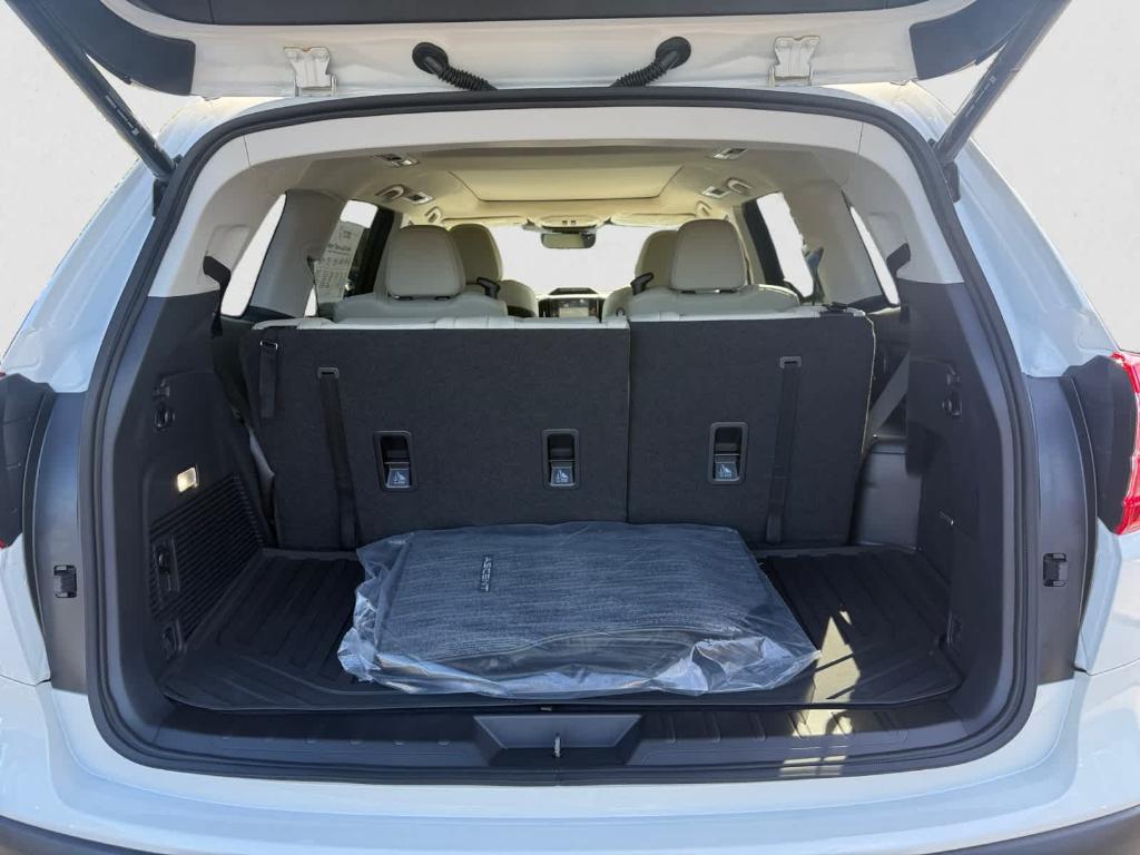new 2025 Subaru Ascent car, priced at $50,726