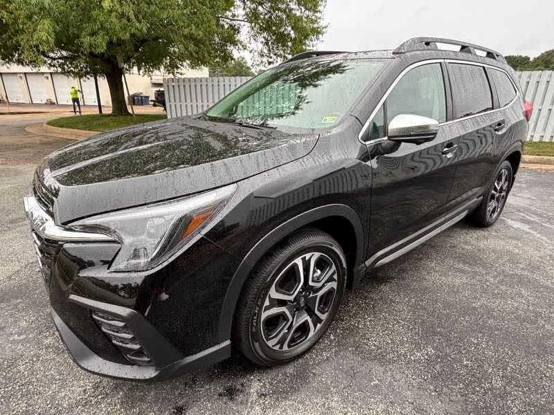 used 2023 Subaru Ascent car, priced at $39,995