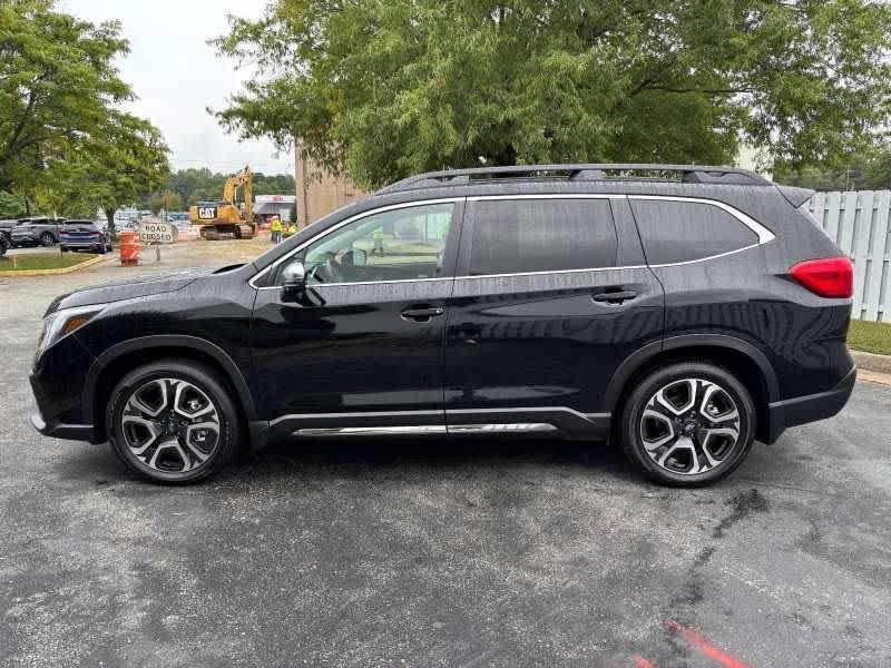 used 2023 Subaru Ascent car, priced at $39,995