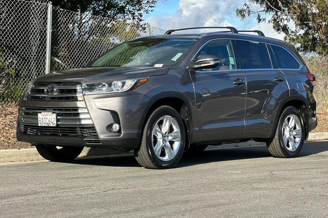 used 2017 Toyota Highlander car, priced at $25,999