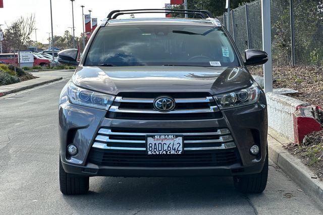 used 2017 Toyota Highlander car, priced at $25,999