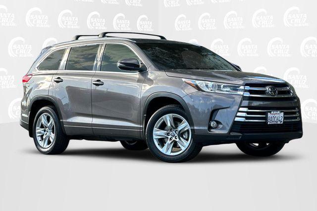 used 2017 Toyota Highlander car, priced at $25,999