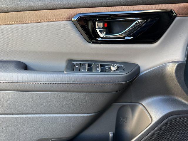 new 2025 Subaru Forester Hybrid car, priced at $40,118