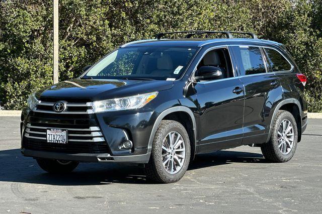 used 2017 Toyota Highlander car, priced at $19,888