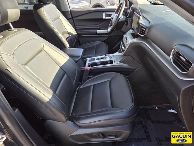 used 2022 Ford Explorer car, priced at $29,900