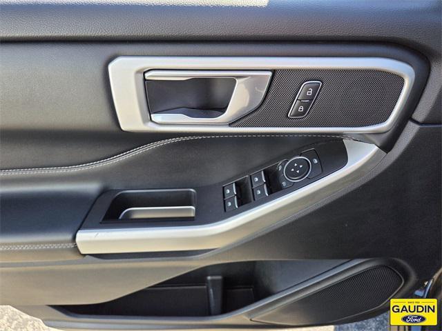 used 2022 Ford Explorer car, priced at $29,900