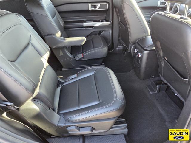 used 2022 Ford Explorer car, priced at $29,900