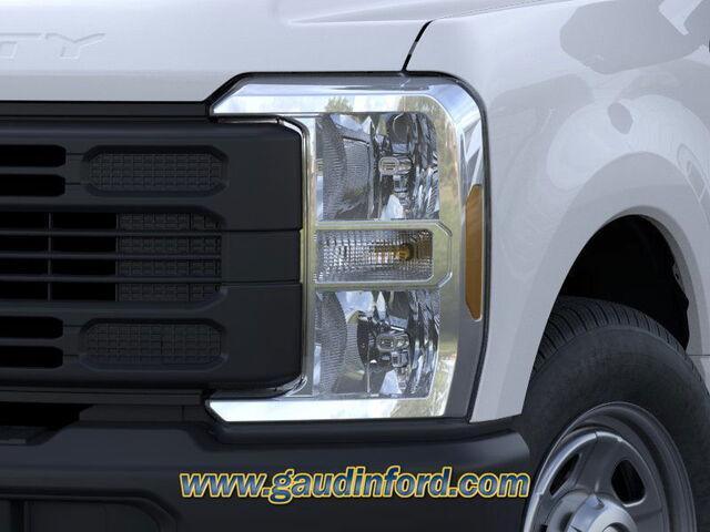 new 2025 Ford F-350 car, priced at $61,220
