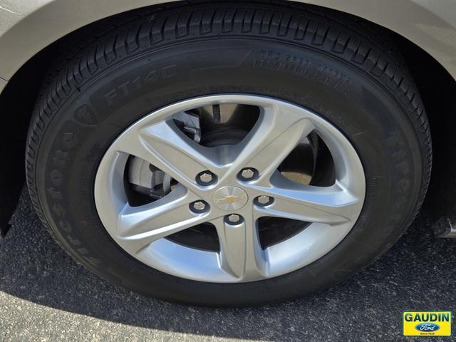 used 2024 Chevrolet Malibu car, priced at $20,888