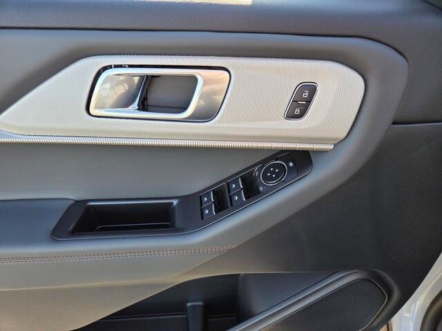 new 2025 Ford Explorer car, priced at $42,899