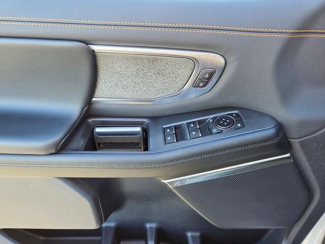 new 2025 Ford Expedition car, priced at $83,294