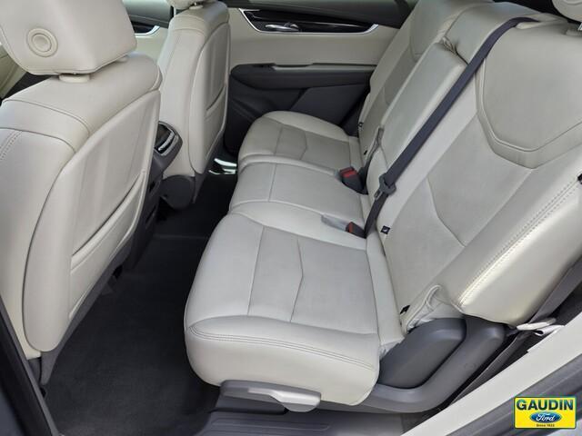 used 2020 Cadillac XT6 car, priced at $29,900