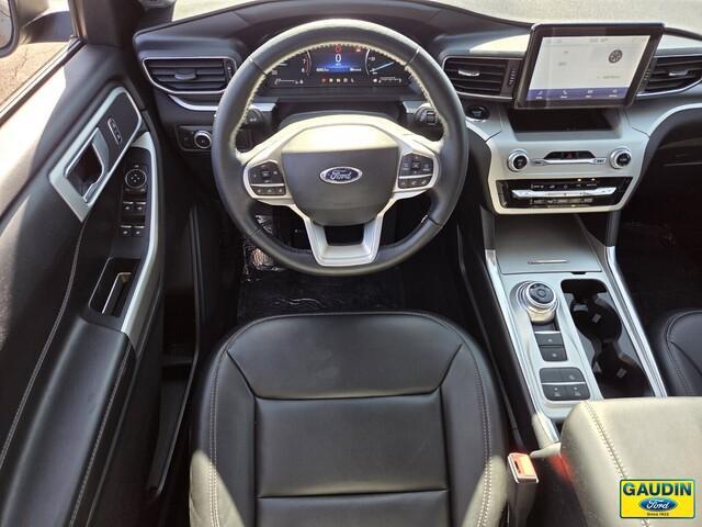 used 2022 Ford Explorer car, priced at $33,900