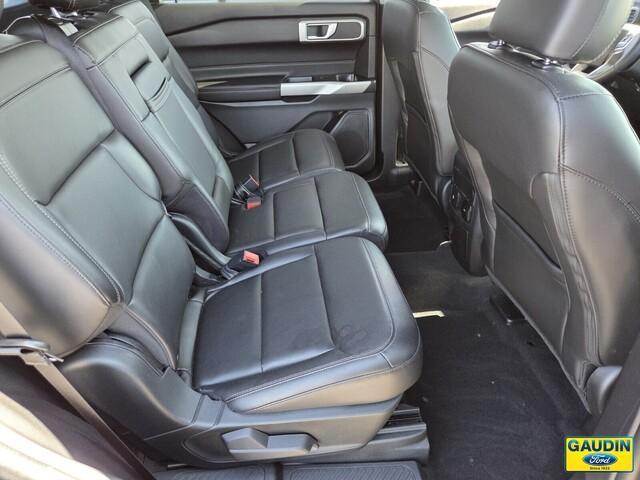 used 2022 Ford Explorer car, priced at $33,900