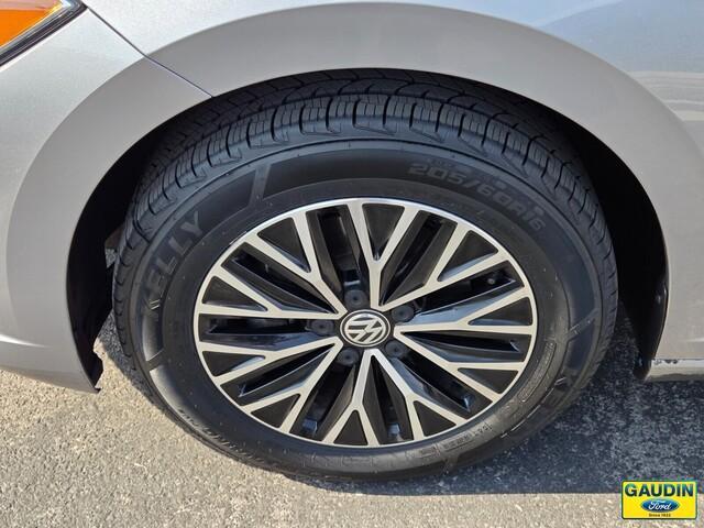 used 2021 Volkswagen Jetta car, priced at $18,995