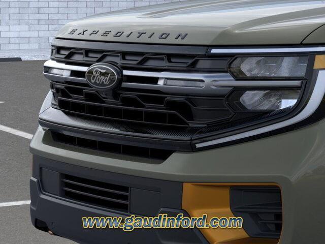 new 2025 Ford Expedition car, priced at $82,705