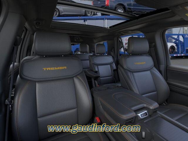 new 2025 Ford Expedition car, priced at $82,705