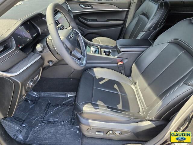 used 2025 Jeep Grand Cherokee L car, priced at $44,963