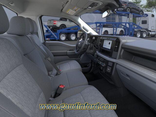 new 2025 Ford F-250 car, priced at $59,290