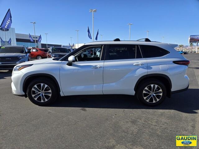 used 2024 Toyota Highlander car, priced at $44,900