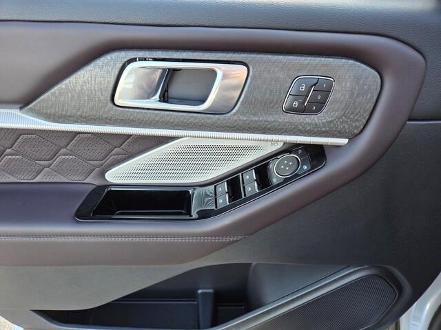 new 2025 Ford Explorer car, priced at $58,945