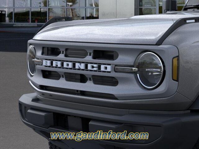 new 2025 Ford Bronco car, priced at $42,760