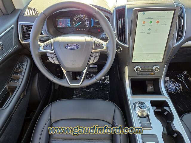 new 2024 Ford Edge car, priced at $40,571