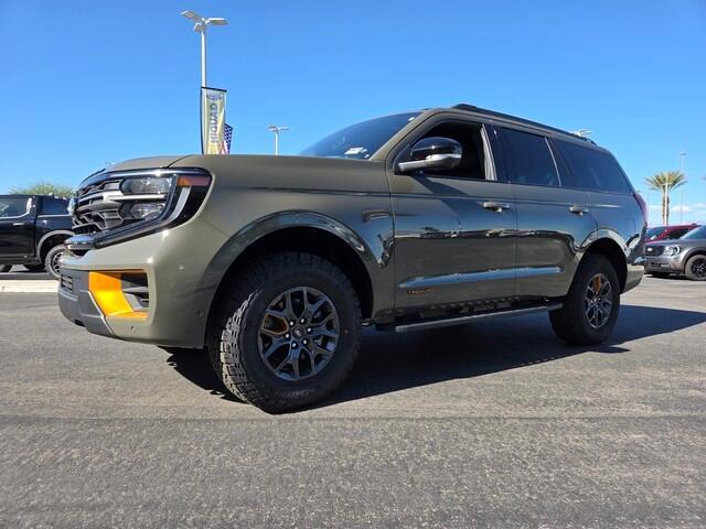 new 2025 Ford Expedition car, priced at $83,106