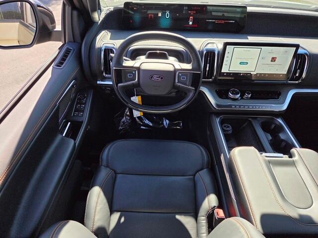 new 2025 Ford Expedition car, priced at $83,106