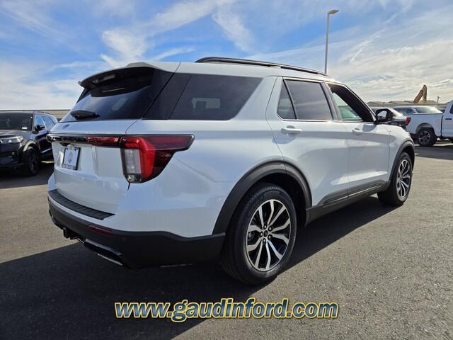 new 2025 Ford Explorer car