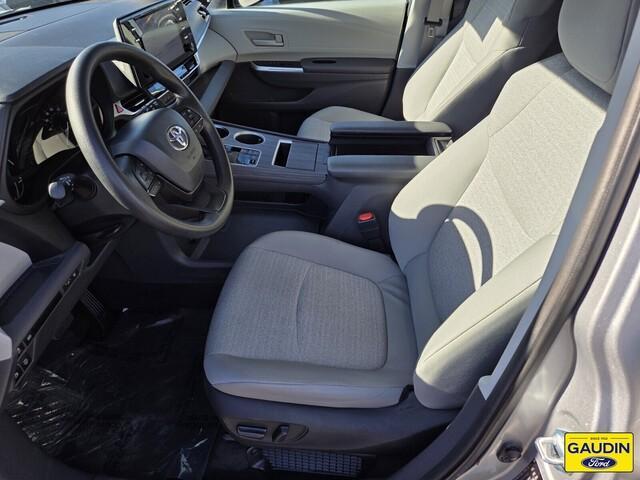 used 2024 Toyota Sienna car, priced at $39,900