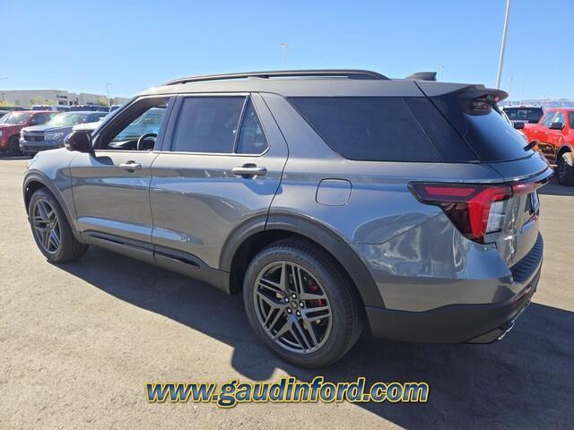 new 2025 Ford Explorer car