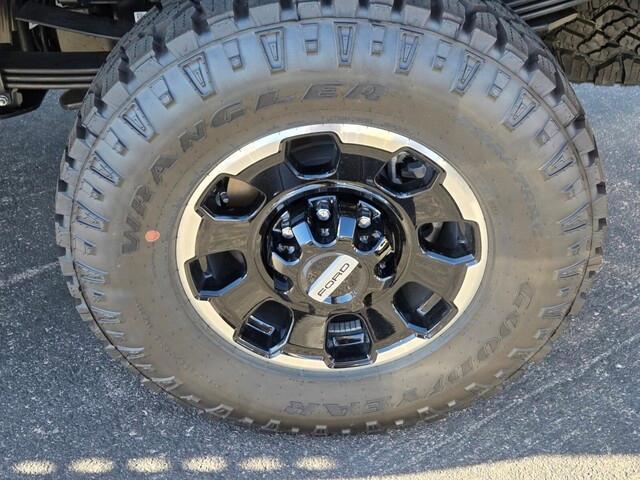 new 2025 Ford F-250 car, priced at $75,230