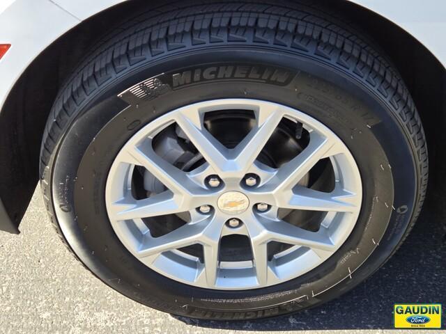 used 2024 Chevrolet Equinox car, priced at $23,995