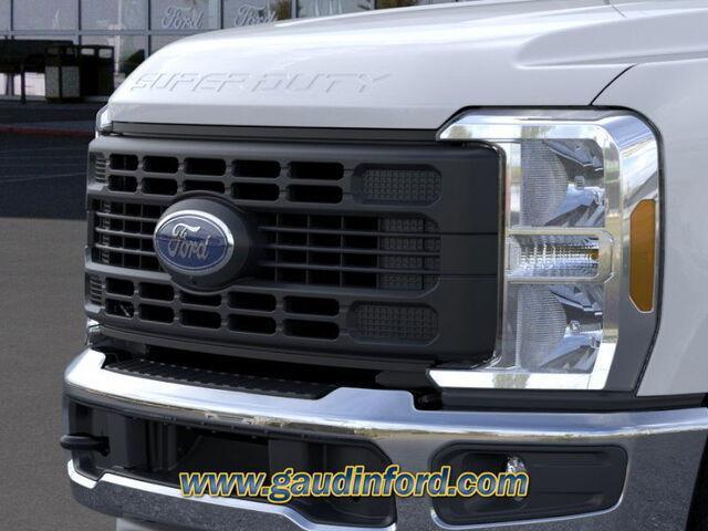 new 2025 Ford F-250 car, priced at $61,930