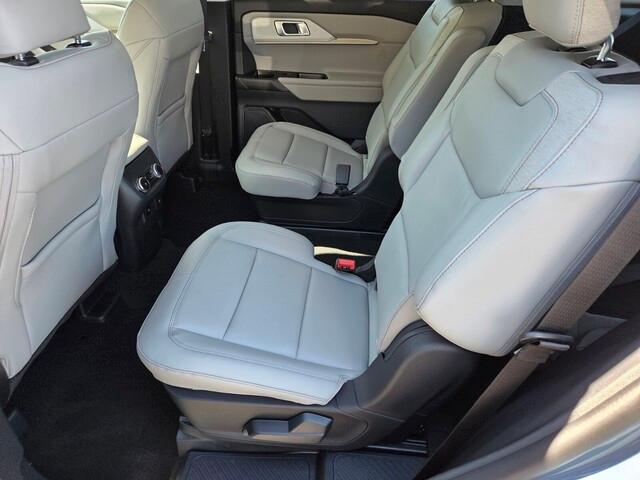 new 2025 Ford Explorer car, priced at $49,250