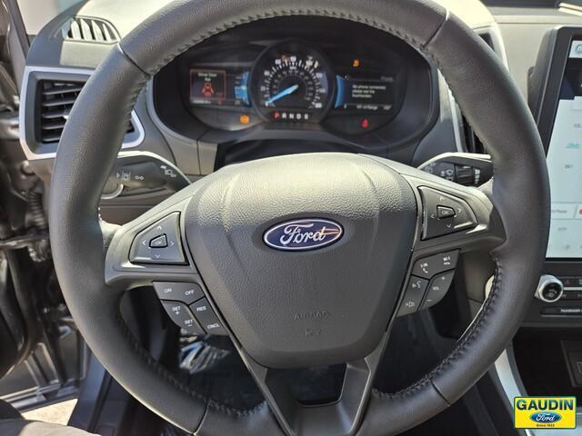 used 2022 Ford Edge car, priced at $24,900