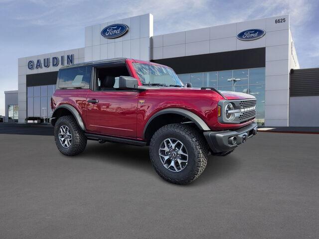 new 2025 Ford Bronco car, priced at $50,402