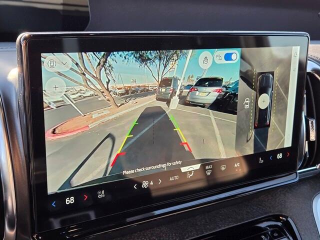 new 2025 Ford Expedition car, priced at $87,185